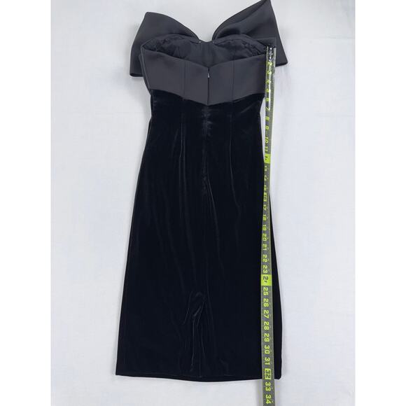 Badgley Mischka Women's Velvet Bow Strapless Sheath Dress 0 Black Cocktail - Picture 13 of 16
